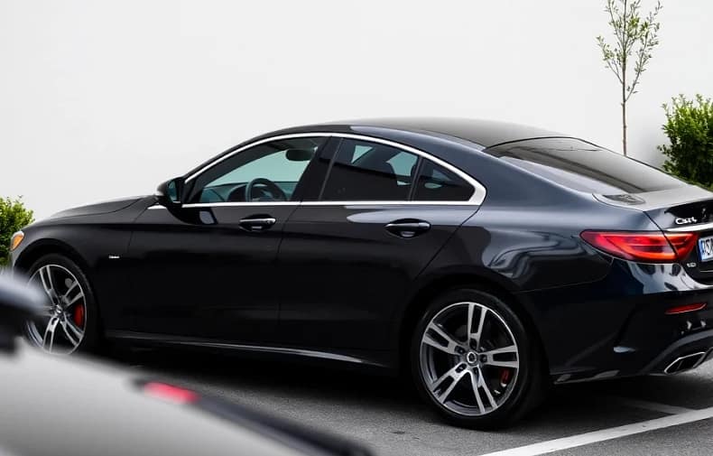 premium black car for family travel